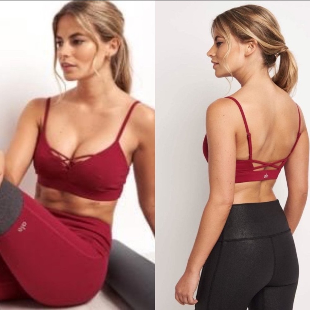 ALO Yoga Strappy Interlace Sports Bra Red Large